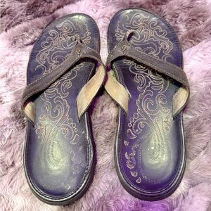 Women’s Embroidered Black Sandals